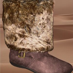 Elegant Faux Fur Trim Winter Boots